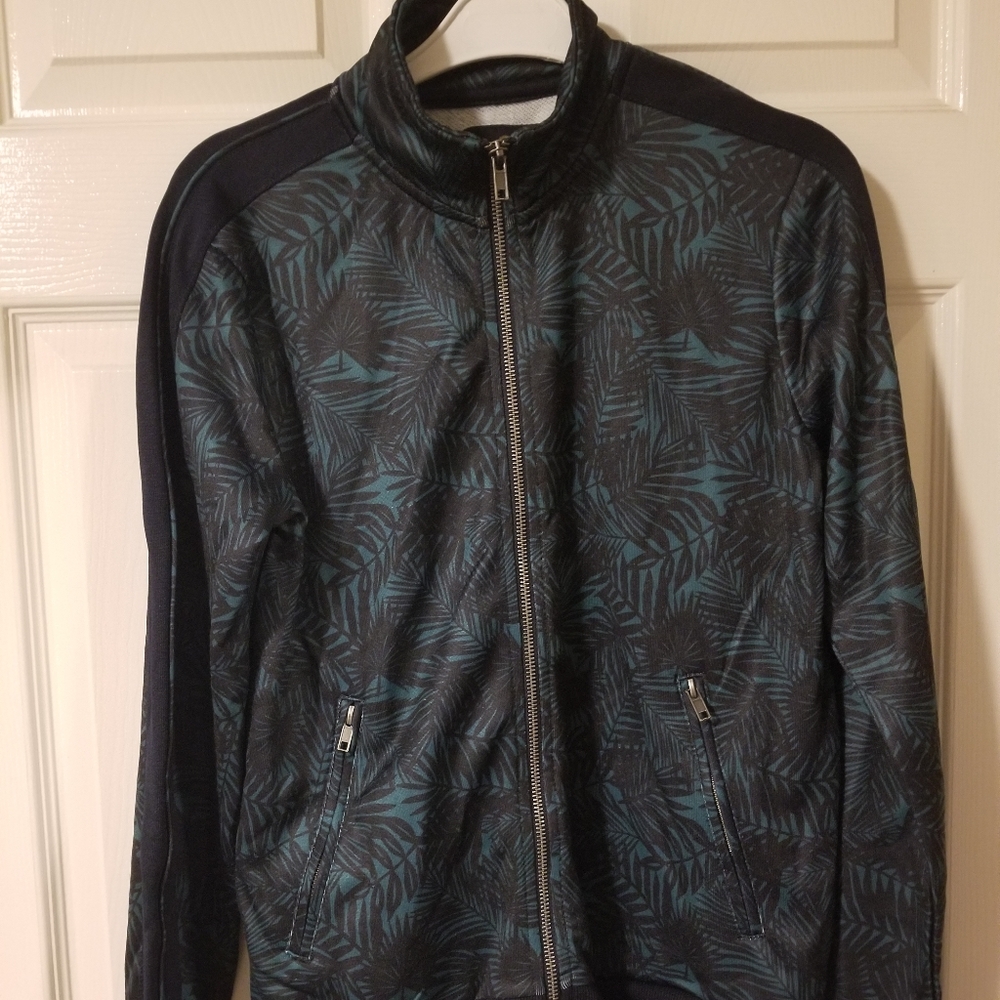Bizzbee sweater
